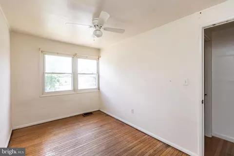 4416 Annapolis Rd, Halethorpe, MD 21227 photo 15