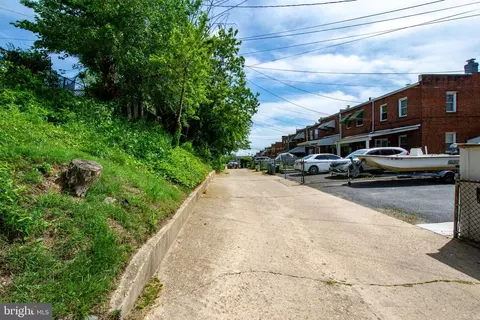 Exterior - 611 48th St, Baltimore, MD 21224 photo 8 of 9