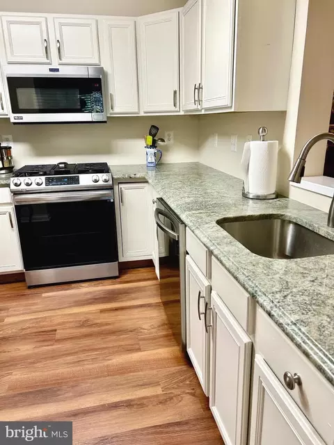 Kitchen - 2201 I Falls Gable Ln #I, Baltimore, MD 21209 photo 1 of 2