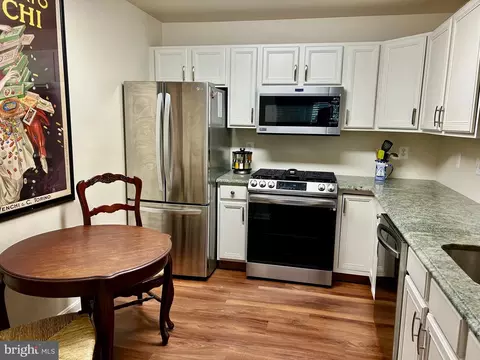 Kitchen - 2201 I Falls Gable Ln #I, Baltimore, MD 21209 photo 2 of 2