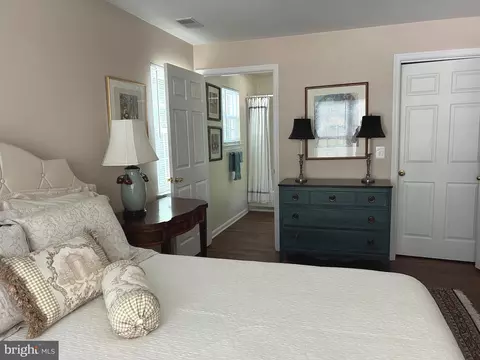 Bedroom - 2201 I Falls Gable Ln #I, Baltimore, MD 21209 photo 1 of 3