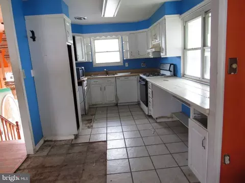 Kitchen - 5216 Mcfaul Rd, Baltimore, MD 21206 photo 2 of 3