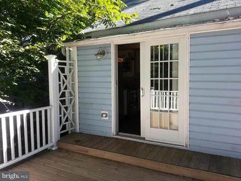 Exterior - 736 Overbrook Rd, Baltimore, MD 21212 photo 6 of 12