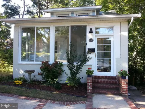 Exterior - 736 Overbrook Rd, Baltimore, MD 21212 photo 3 of 12