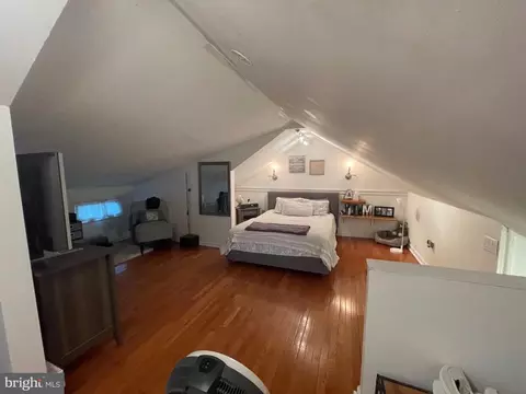 Bedroom - 736 Overbrook Rd, Baltimore, MD 21212 photo 1 of 2