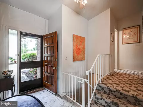 2417 Hunt Dr, Baltimore, MD 21209 photo 5