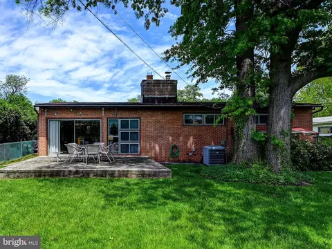 2417 Hunt Dr, Baltimore, MD 21209 photo 25