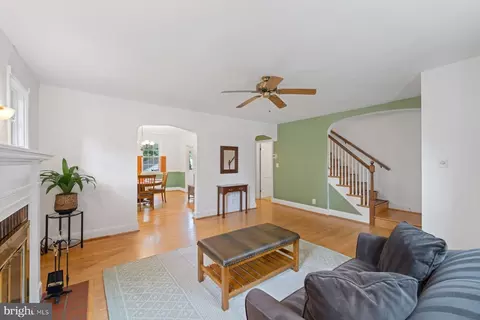 38 Dunkirk Rd, Baltimore, MD 21212 photo 22