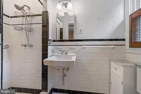 38 Dunkirk Rd, Baltimore, MD 21212 photo 11
