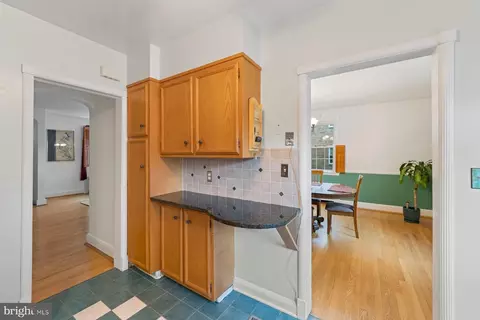 38 Dunkirk Rd, Baltimore, MD 21212 photo 24