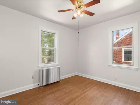 Bedroom - 1130 Stephen Dr, Middle River, MD 21220 photo 4 of 5
