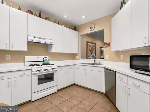 20 Stridesham Ct, Baltimore, MD 21209 photo 7