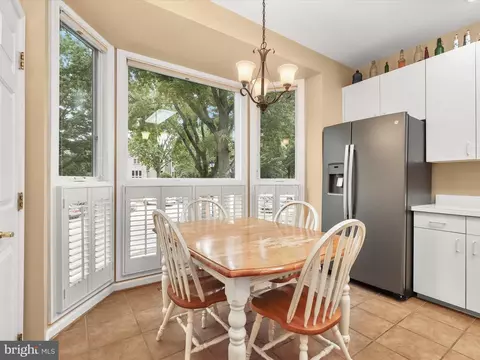 20 Stridesham Ct, Baltimore, MD 21209 photo 4