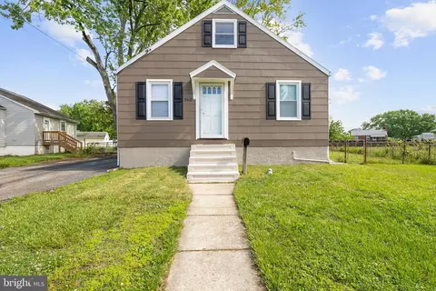 960 Martin Rd, Essex, MD 21221