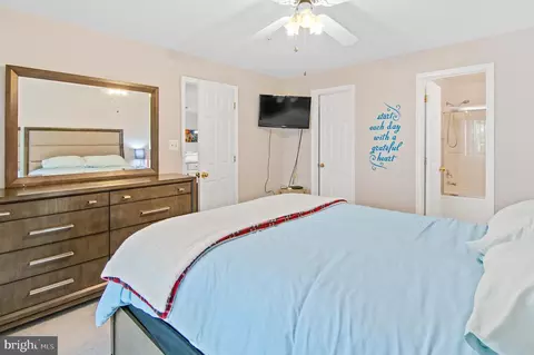 Bedroom - 2320 Falls Gable Ln #J, Baltimore, MD 21209 photo 3 of 3