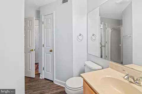 Entry Way - 2320 Falls Gable Ln #J, Baltimore, MD 21209 photo 1 of 1