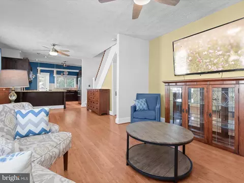 Living - 5723 1st Ave, Halethorpe, MD 21227 photo 1 of 4