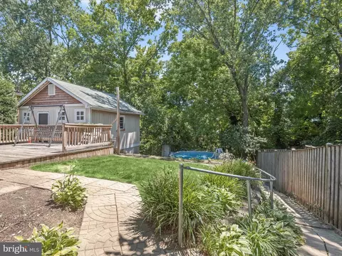 Exterior - 5723 1st Ave, Halethorpe, MD 21227 photo 12 of 17