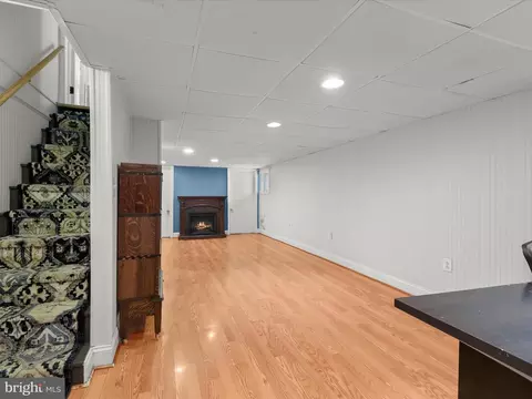 Living - 5723 1st Ave, Halethorpe, MD 21227 photo 3 of 4