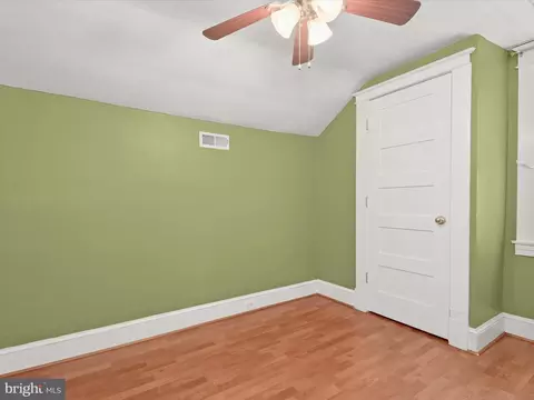 Bedroom - 5723 1st Ave, Halethorpe, MD 21227 photo 6 of 10