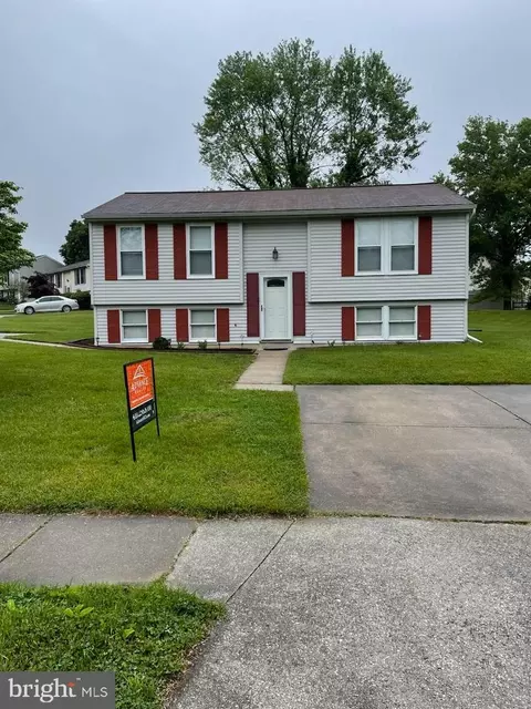 9074 Waltham Woods Rd, Parkville, MD 21234