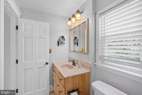 Bath - 13032 Harford Rd, Hydes, MD 21082 photo 1 of 2