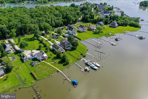 View/Area - 3733 Clarks Point Rd, Middle River, MD 21220 photo 10 of 18