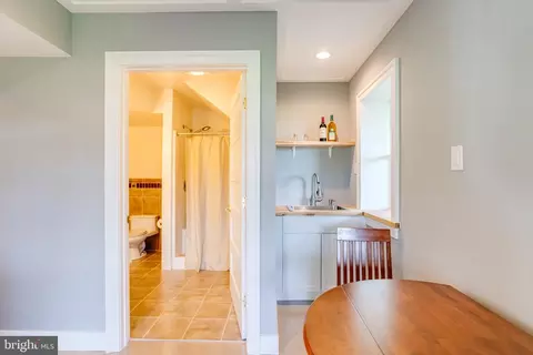 Entry Way - 3733 Clarks Point Rd, Middle River, MD 21220 photo 6 of 8