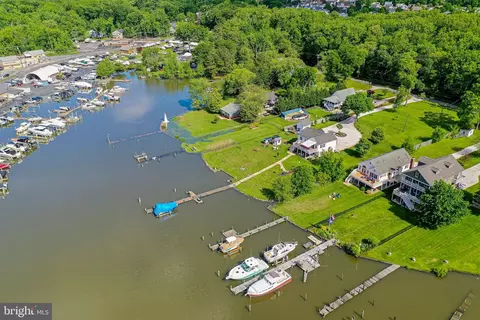 View/Area - 3733 Clarks Point Rd, Middle River, MD 21220 photo 6 of 18