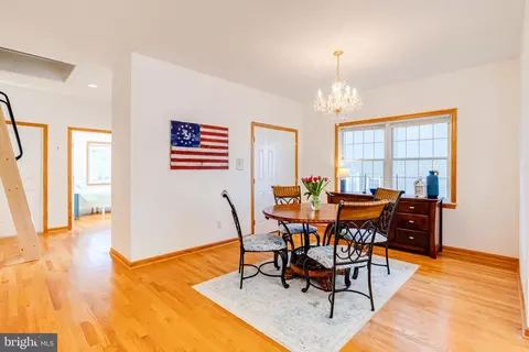 Dining - 3733 Clarks Point Rd, Middle River, MD 21220 photo 5 of 5