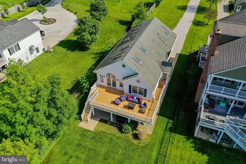View/Area - 3733 Clarks Point Rd, Middle River, MD 21220 photo 9 of 18