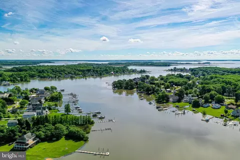 View/Area - 3733 Clarks Point Rd, Middle River, MD 21220 photo 4 of 18