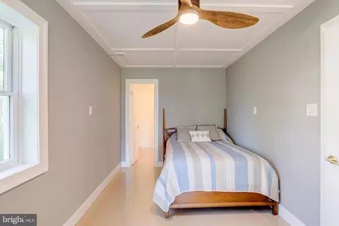 Bedroom - 3733 Clarks Point Rd, Middle River, MD 21220 photo 15 of 19