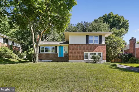 724 Scarlett Dr, Towson, MD 21286