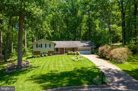5 Collingwood Garth, Phoenix, MD 21131