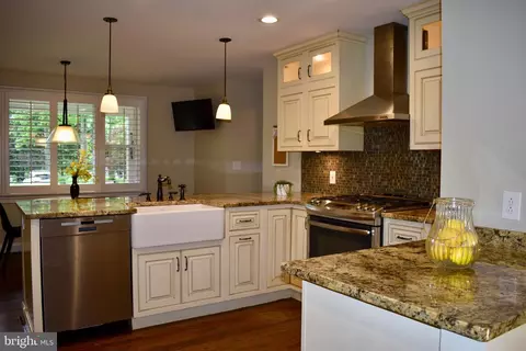 5 Collingwood Garth, Phoenix, MD 21131 photo 9
