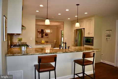 5 Collingwood Garth, Phoenix, MD 21131 photo 4