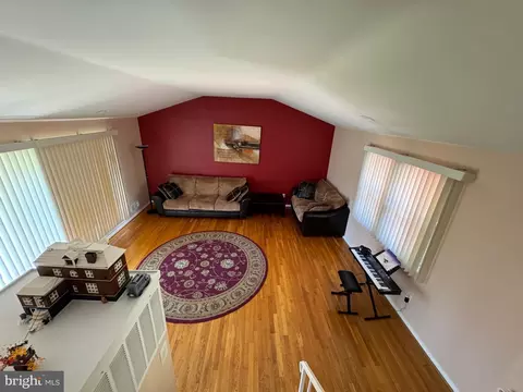 2516 Lightfoot Dr, Baltimore, MD 21209 photo 11