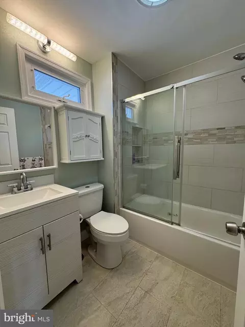 2516 Lightfoot Dr, Baltimore, MD 21209 photo 18
