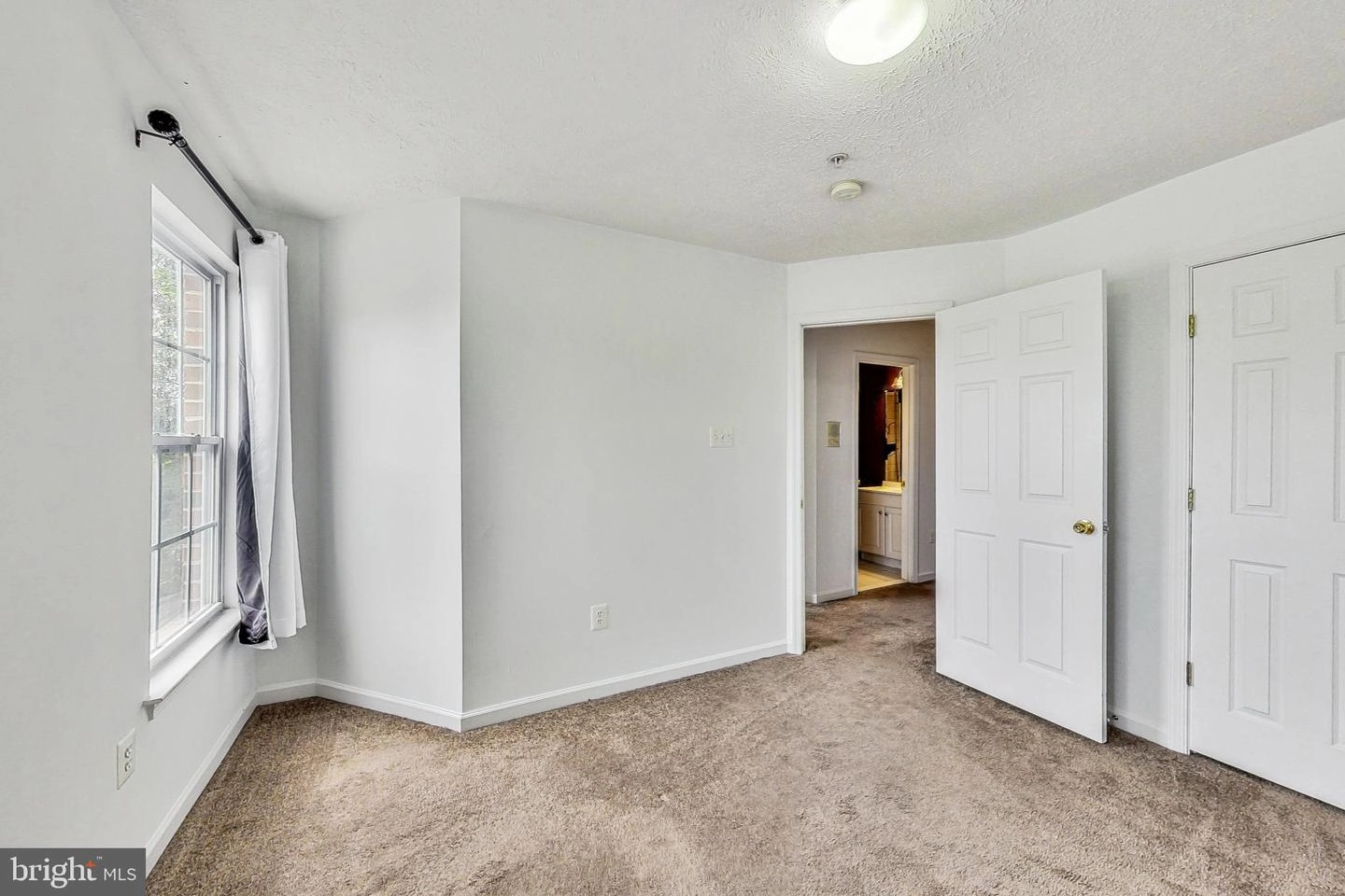 9667 Biggs Rd, Middle River, MD 21220 photo 33