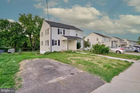 1911 Victory Dr, Halethorpe, MD 21227 photo 2