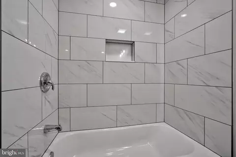 1911 Victory Dr, Halethorpe, MD 21227 photo 17