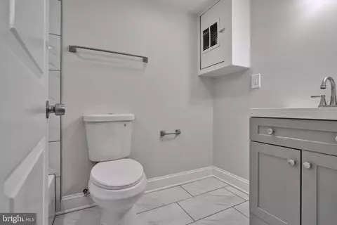 1911 Victory Dr, Halethorpe, MD 21227 photo 24