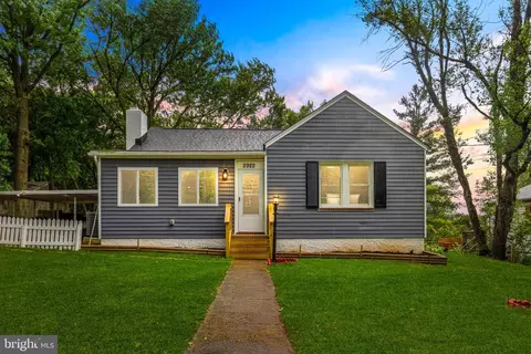 2922 Charleston, Halethorpe, MD 21227
