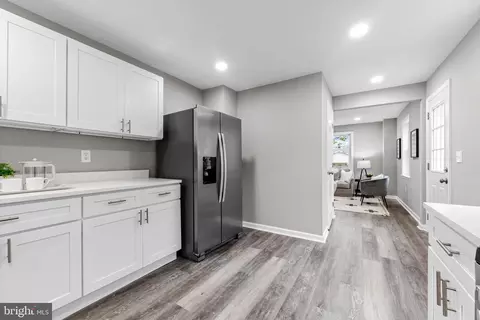 7909 Rolling View Ave, Nottingham, MD 21236 photo 11