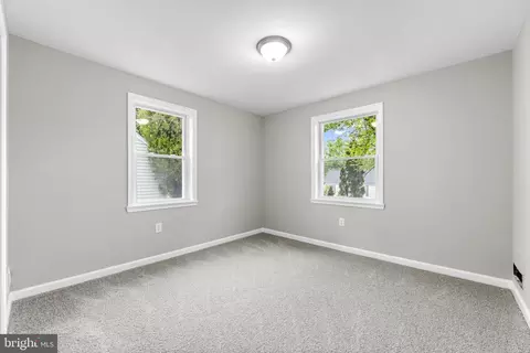 7909 Rolling View Ave, Nottingham, MD 21236 photo 14