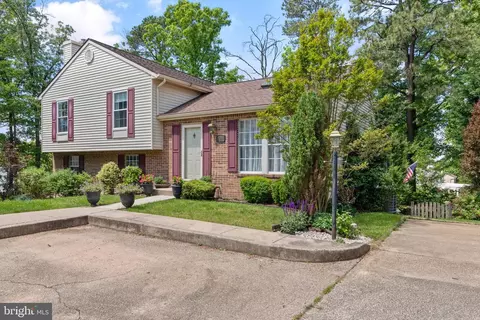 8626 Lawrence Hill Rd, Perry Hall, MD 21128