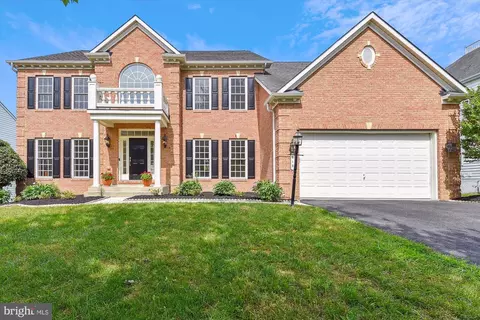 818 Crystal Palace Ct, Owings Mills, MD 21117