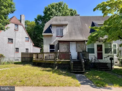 19 Bayship Rd, Dundalk, MD 21222