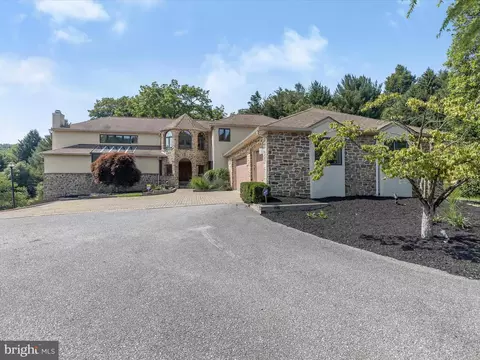 Exterior - 4 Merry Hill Ct, Pikesville, MD 21208 photo 2 of 13